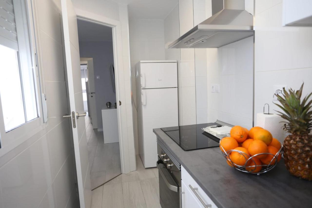 Apartamentos Navas Gam อาลิกันเต ภายนอก รูปภาพ