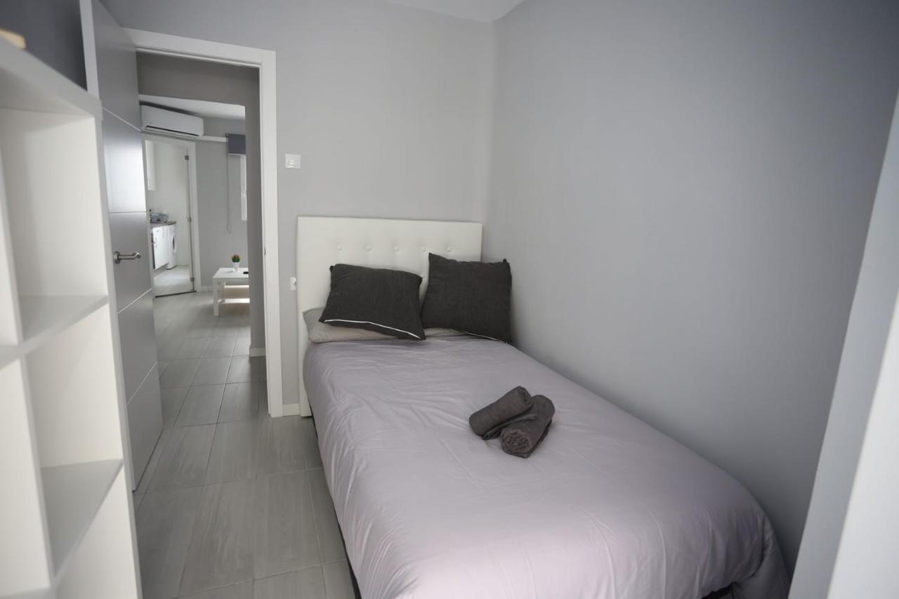 Apartamentos Navas Gam อาลิกันเต ภายนอก รูปภาพ