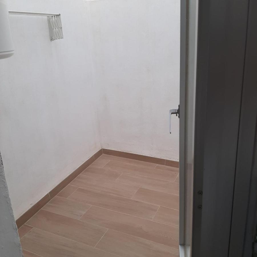 Apartamentos Navas Gam อาลิกันเต ภายนอก รูปภาพ